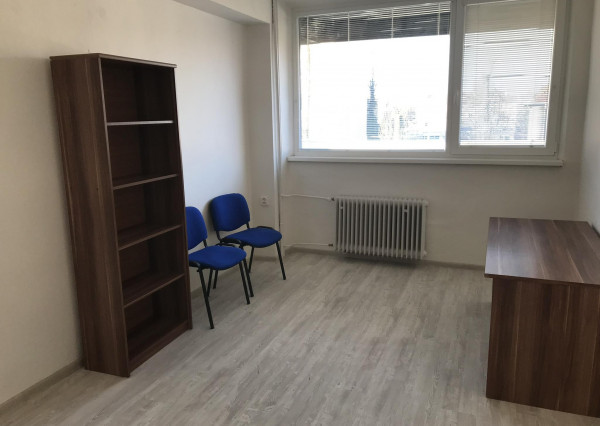 Prenájom kancelárskeho priestoru v Novohrade v Lučenci